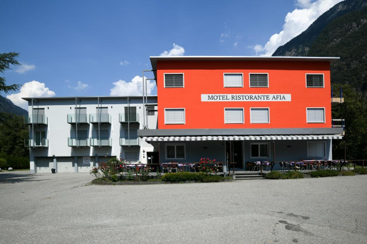 Motel Afia Cama Zewnętrze zdjęcie