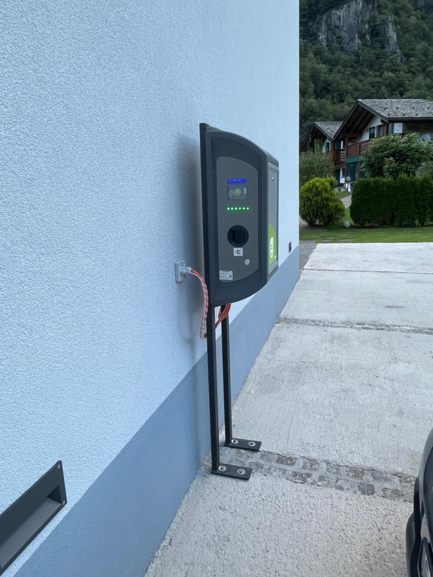 Motel Afia Cama Zewnętrze zdjęcie
