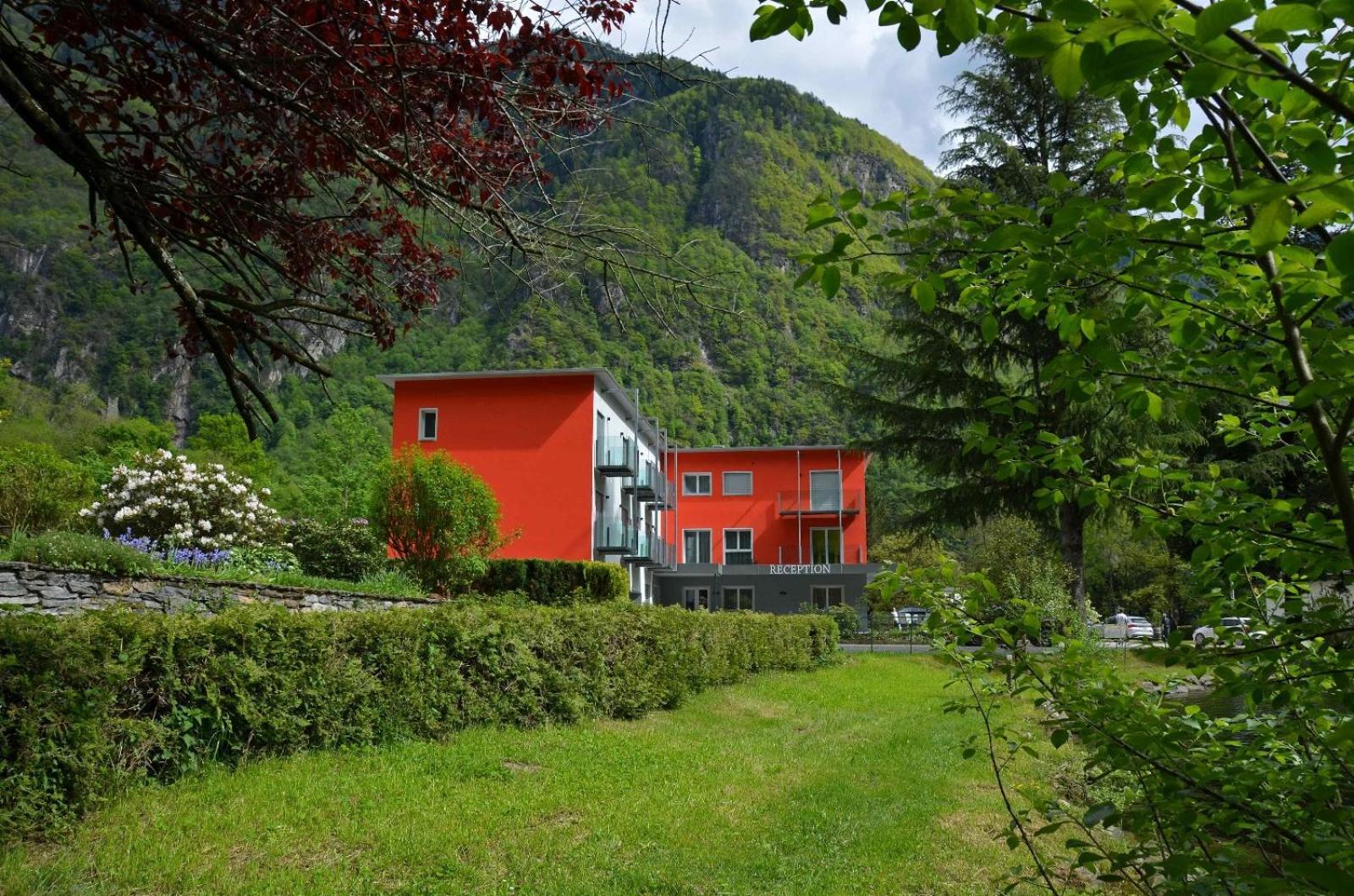 Motel Afia Cama Zewnętrze zdjęcie